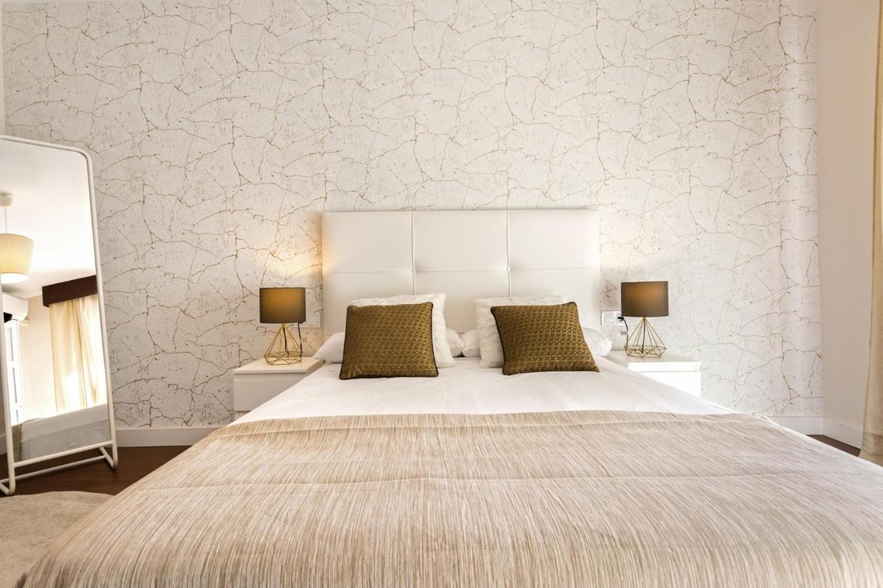 Exclusive Apartments Street Beatas Малага Экстерьер фото