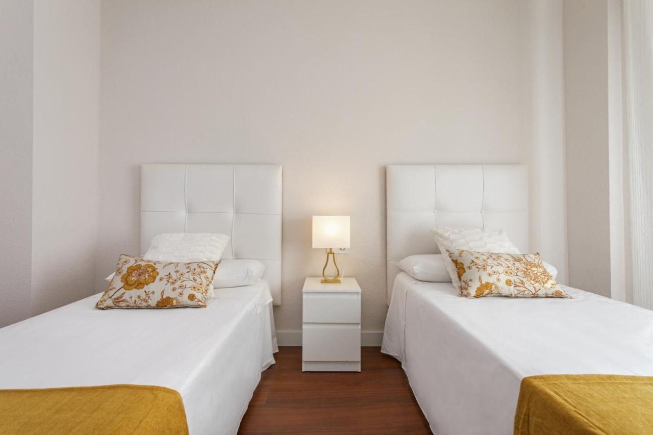 Exclusive Apartments Street Beatas Малага Экстерьер фото
